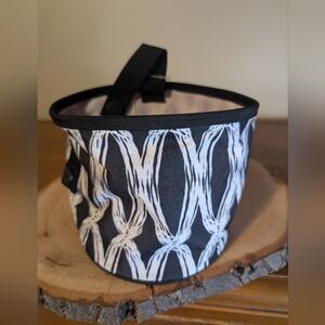 Retired Thirty-one Black Links Colored -Oh Snap Small Round Bin Organizer NWT